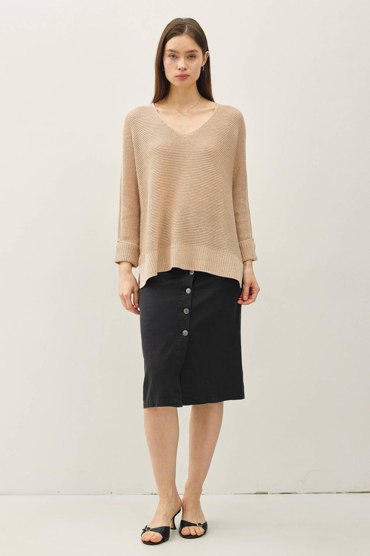 V-NECK DOLMAN SLEEVE W. ROLL CUFF SWEATER
