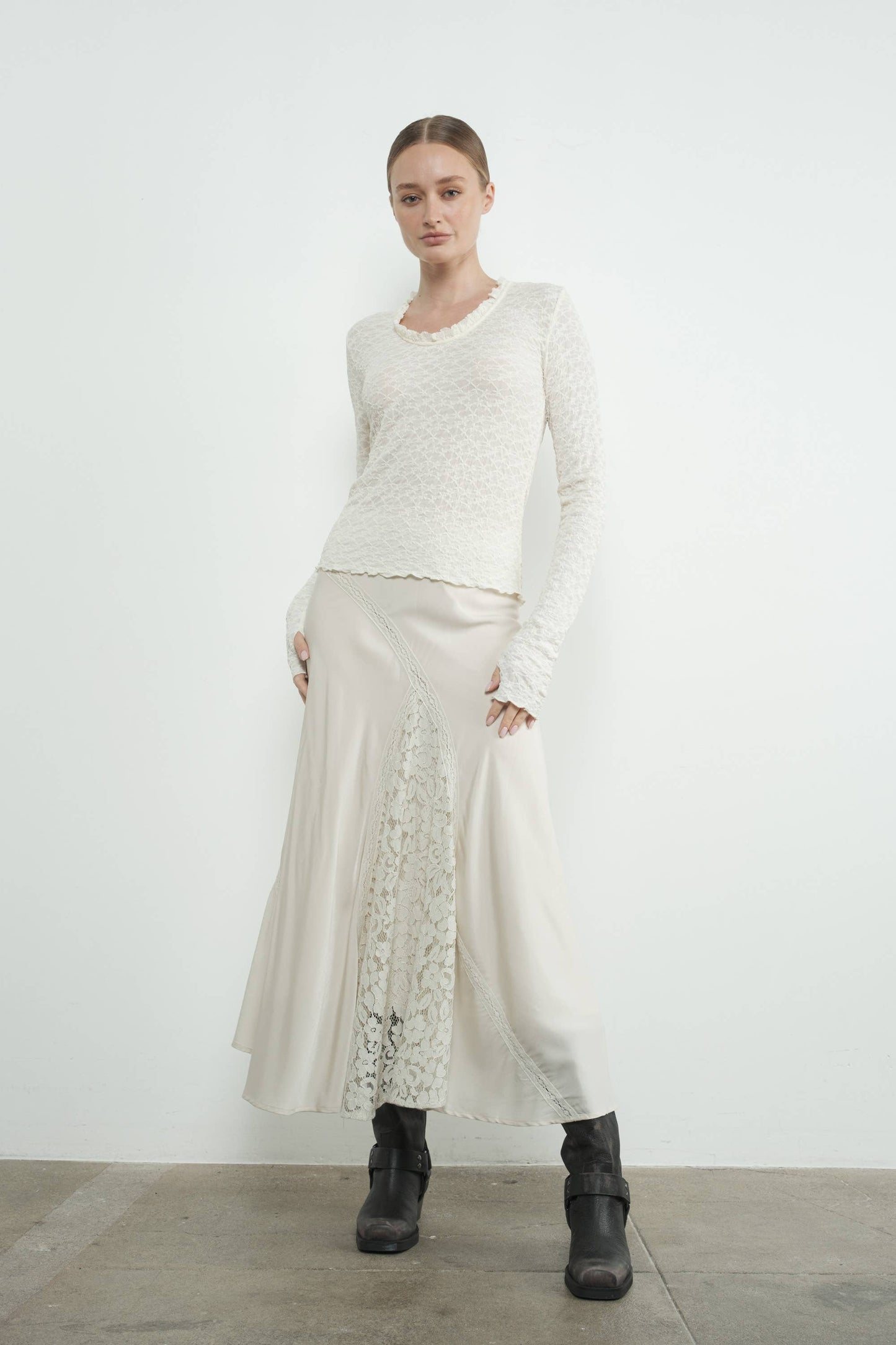 Lace Insert Skirts With Lining