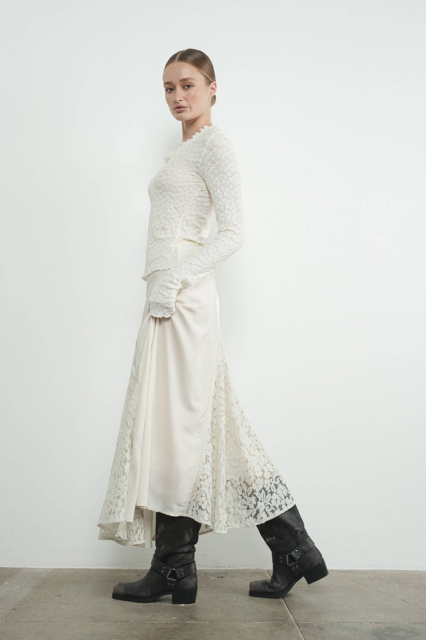 Lace Insert Skirts With Lining