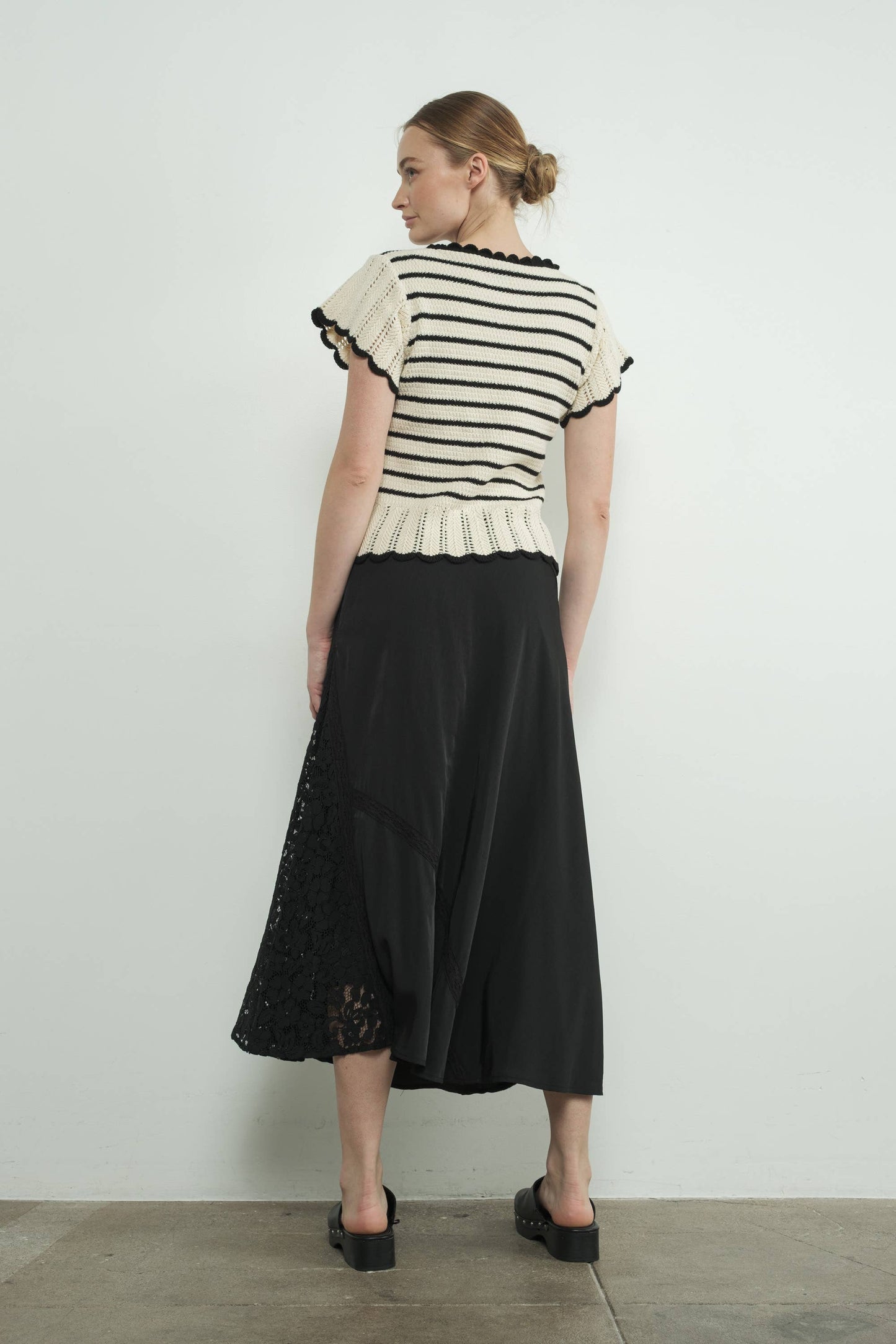 Lace Insert Skirts With Lining