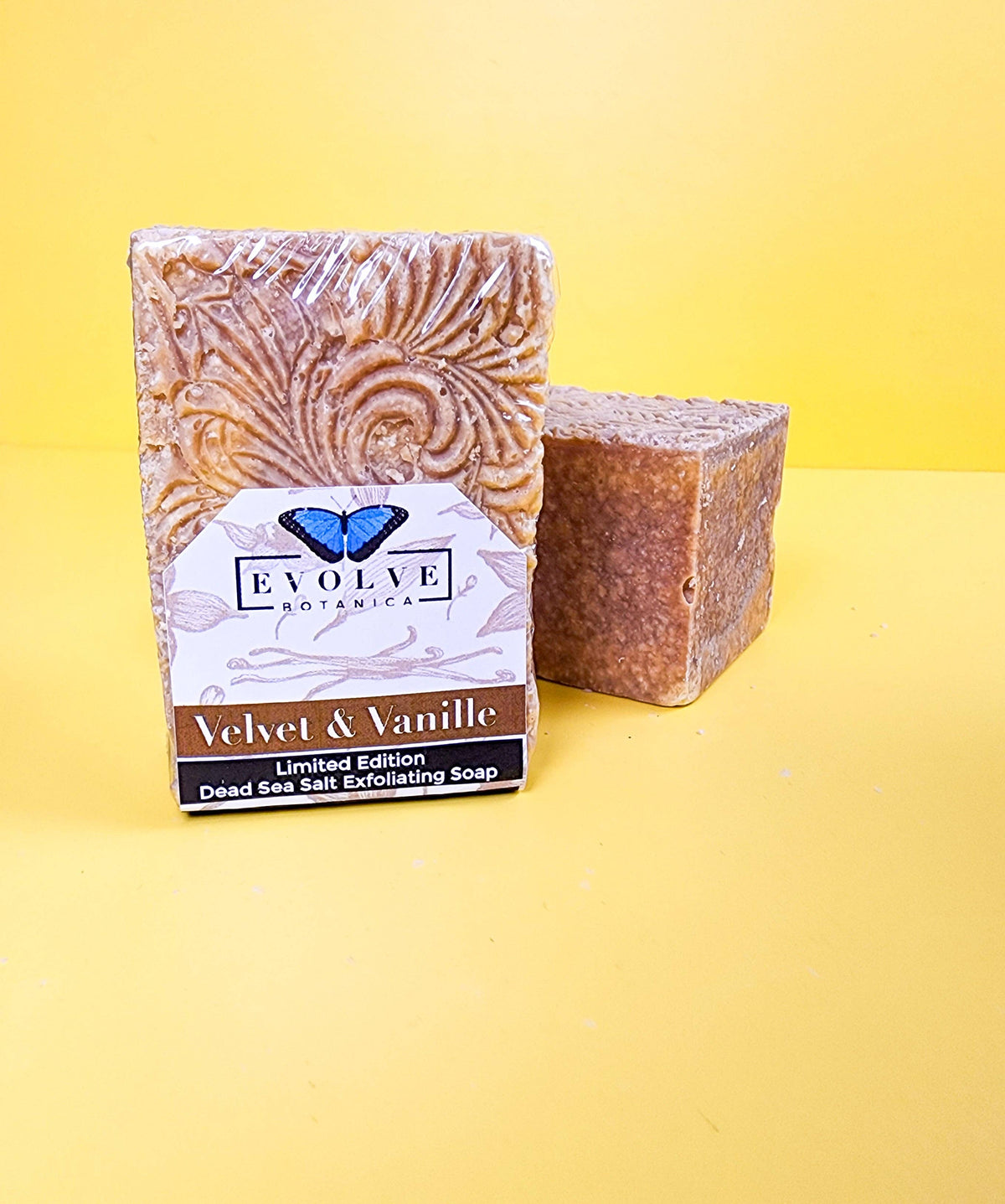 Velvet & Vanille Pink Salt Bar Soap – Cardamom, Lavender