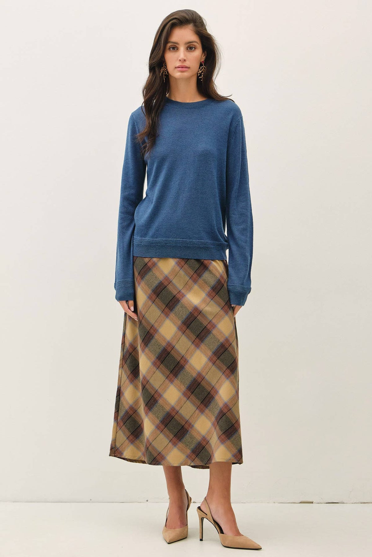 Wool Blended Crochet Point Sweater