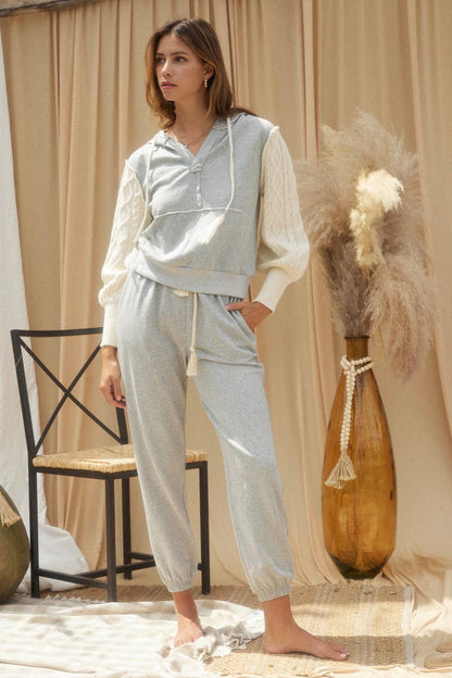 Long Sweatpants With a Front Tie