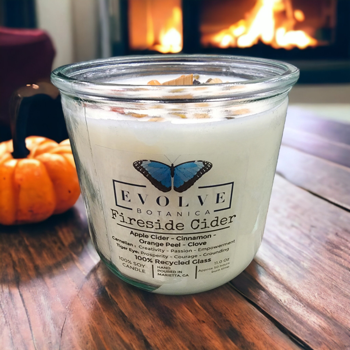 Fireside Cider 11oz Candle – Carnelian, Spiced Cider, Rocks