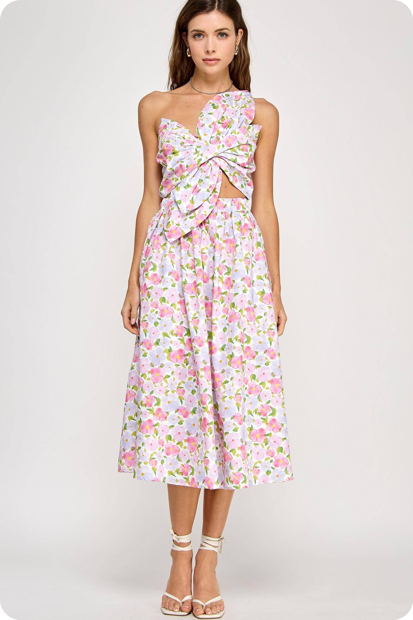 Strut & Bolt - Knotted Flower Bow Floral Print Midi Dress