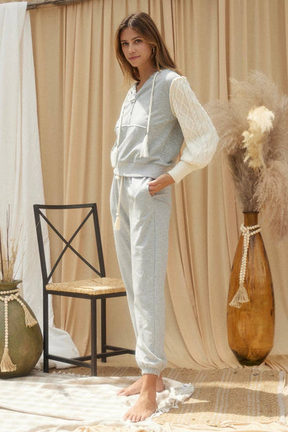 Long Sweatpants With a Front Tie