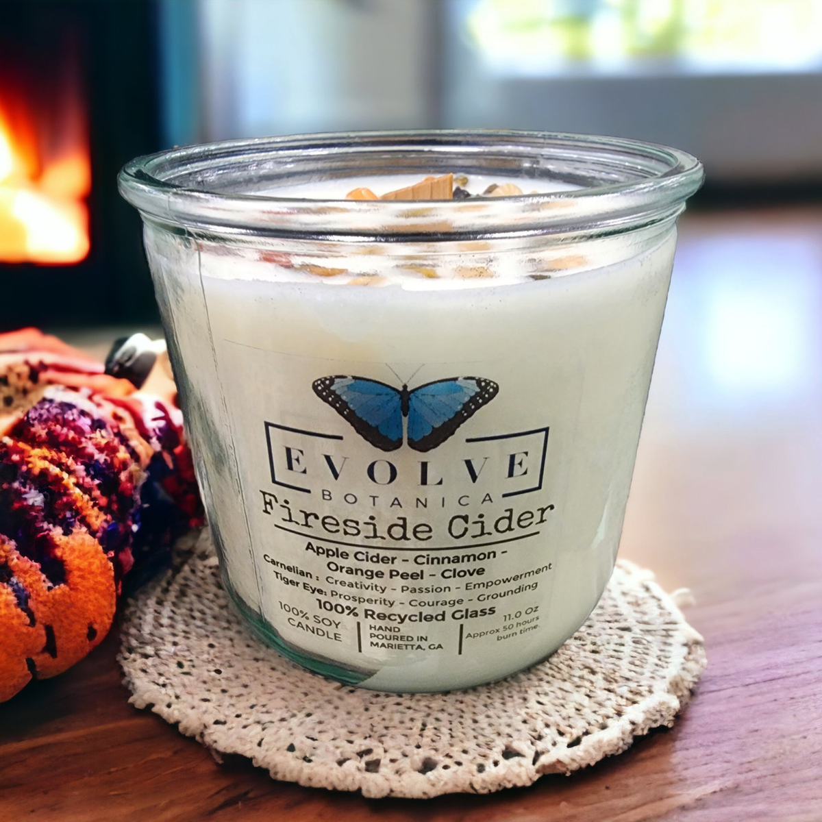 Fireside Cider 11oz Candle – Carnelian, Spiced Cider, Rocks