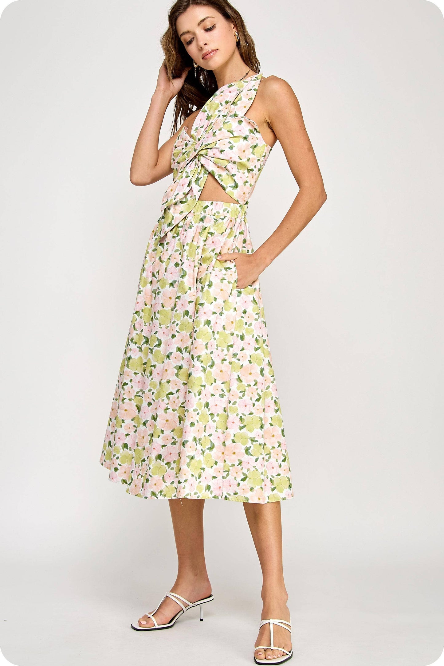 Strut & Bolt - Knotted Flower Bow Floral Print Midi Dress